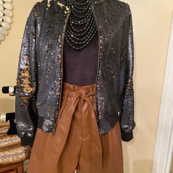 Andrew Marc New York Cognac Vegan Shorts - Picture 5 of 6